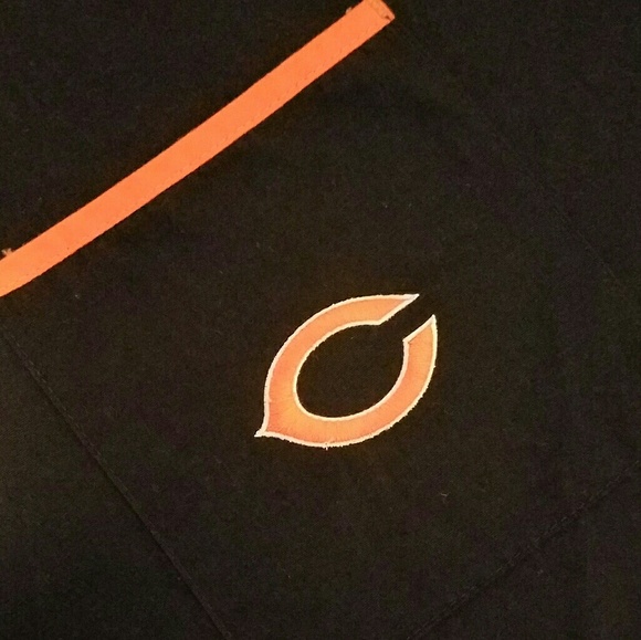 Unisex Chicago Bears scrub top - Picture 1 of 3